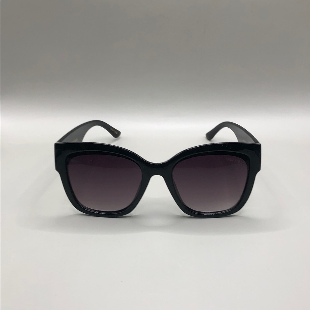 Velvet Eyewear Jane Sunglasses Black Oversized Cat Eye - Picture 3 of 10